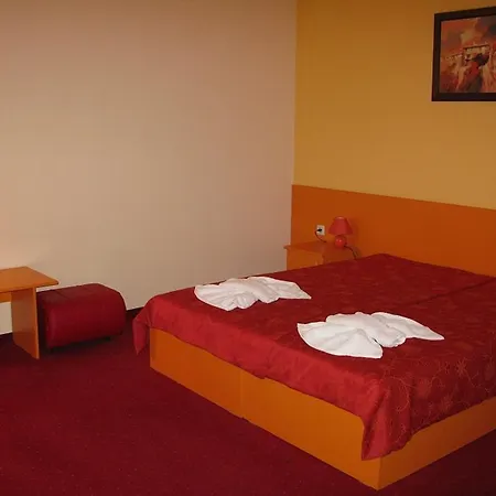 Tarnovo Hotel 2*